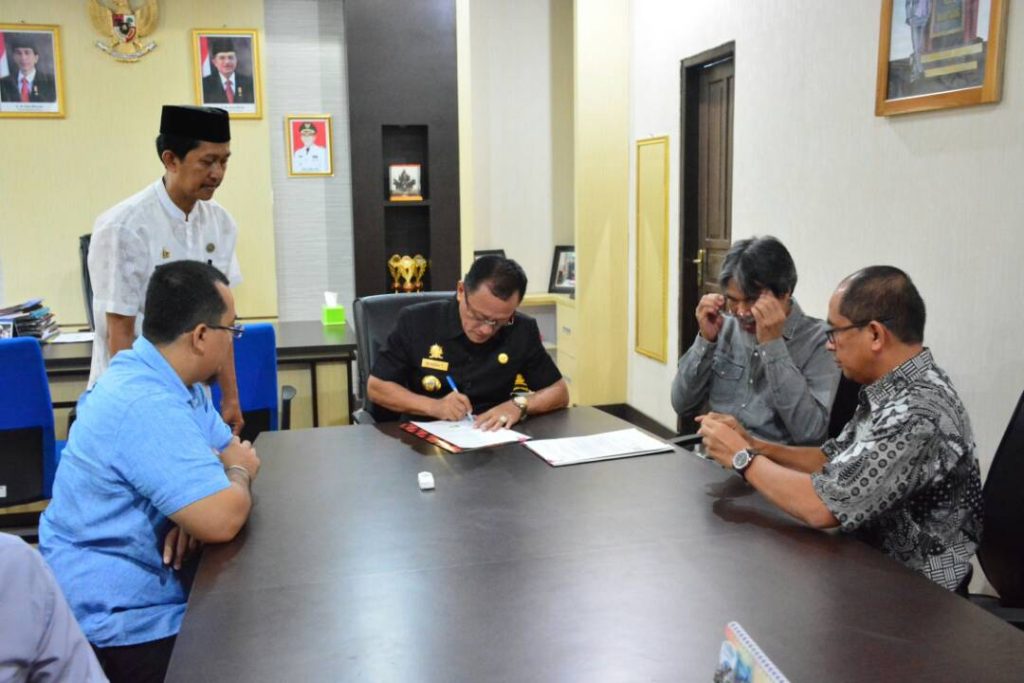 Kerjasama Dengan LP3M, Mateng Jadi Kabupaten Pertama Di Sulbar Ambil Bagian Dari Nawacita Desa Organic