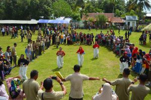 Meriahkan HUT RI Ke 72 Tahun, Danrem 142 Tatag Mamuju Gelar Perlombaan Dan Permainan Rakyat