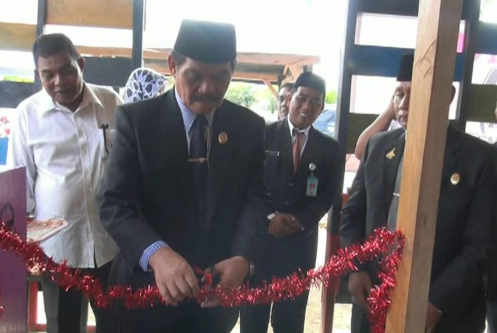 Resmikan  Kafe Baca, Ini Harapan Wabup Matra