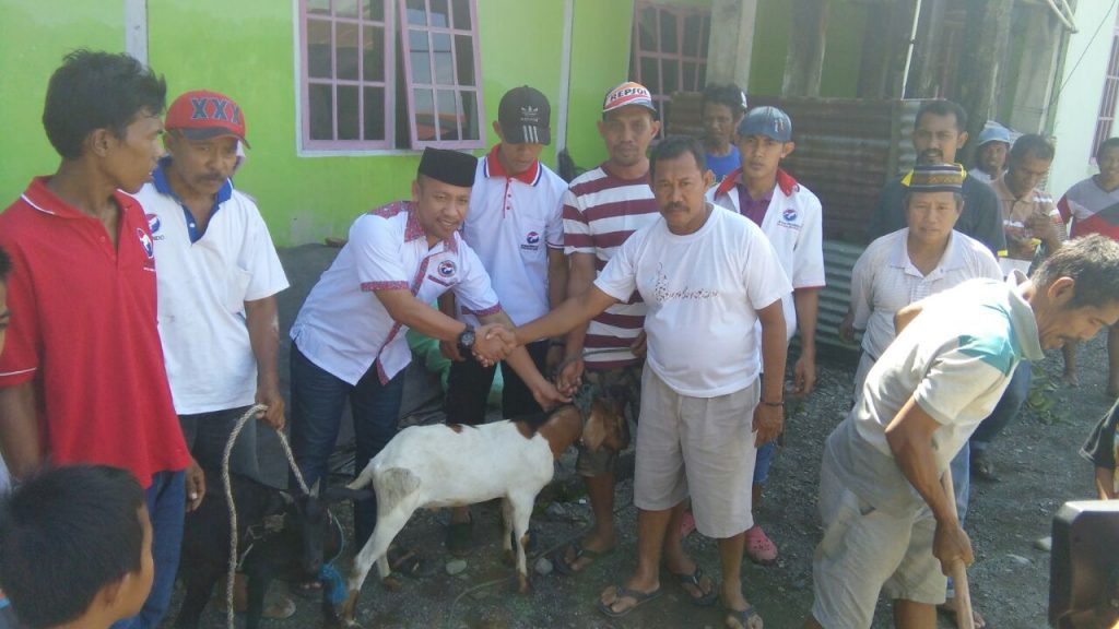 Hari Raya Idul Adha, Ketua DPD Perindo Matra Berbagi 2 Ekor Hewan Qur’ban