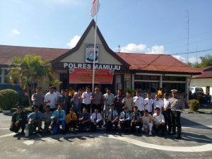 Ini Penekanan Kapolres Mamuju Kepada Ketua Osis Dan Guru BK Saat Apel Siola