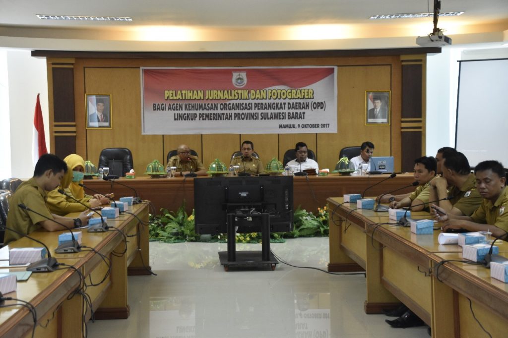 Biro Humas Dan Protokoler Pemprov Sulbar Gelar Pelatihan Jurnalistik