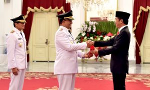 Presiden Jokowi Lantik Gubernur dan Wakil Gubernur Jakarta