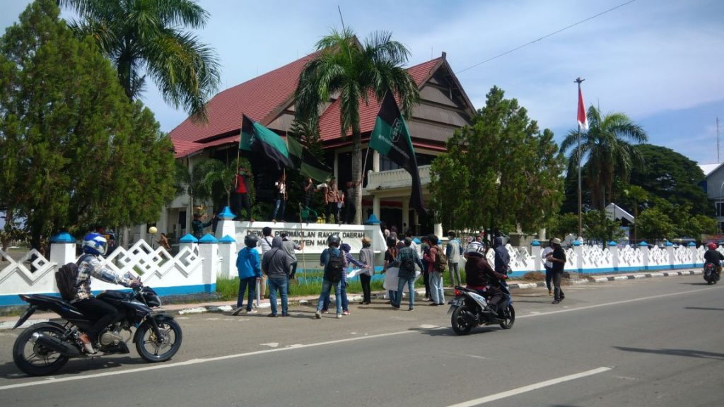 Lagi, Mahasiswa Turun Aksi Soroti 3 Tahun Pemerintahan Jokowi-JK