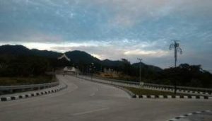 Keindahan Jalan Arteri Menjelma Menjadi Primadona Baru Masyarakat Sulbar