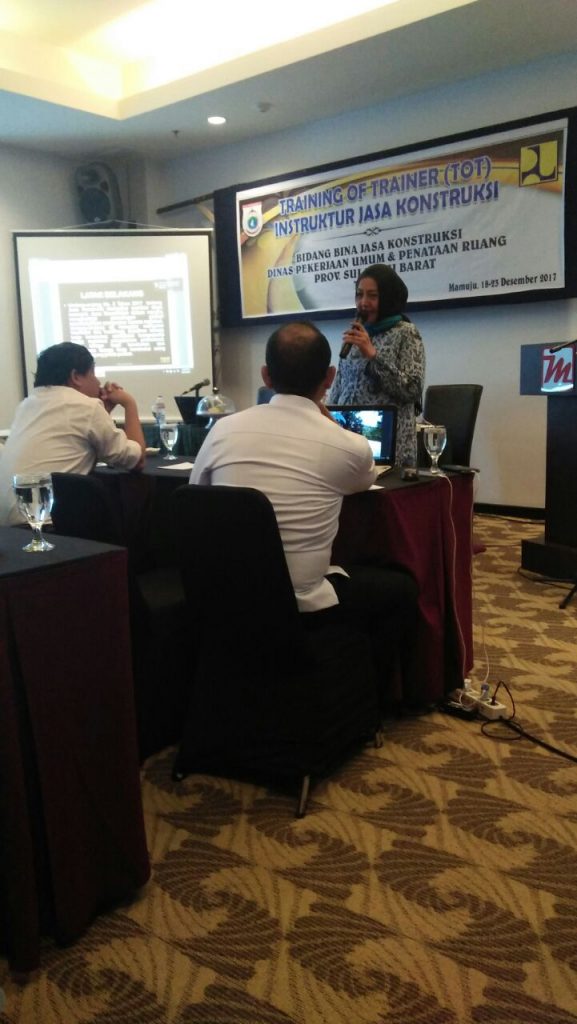 Tingkatkan Kapasitas Aparatur Bidang Jasa Kontruksi, Dinas PUPR Gelar TOT Instruktur Jasa Konstruksi