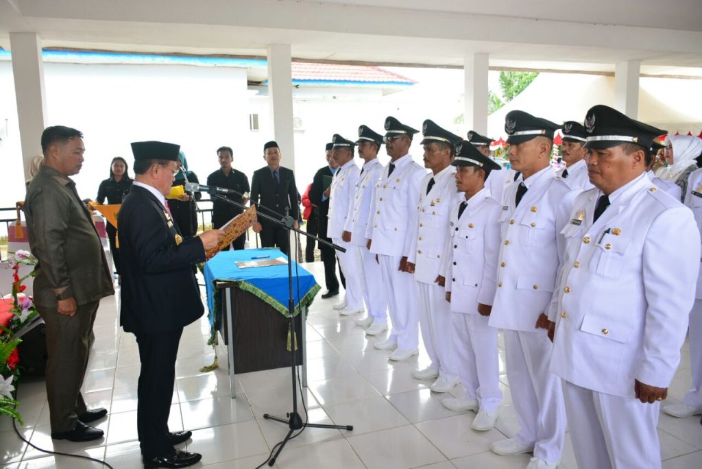 Bupati Mateng Resmi Lantik 16 Kades Hasil Pilkades Serentak Tahun 2017, Ini Nama-Namanya