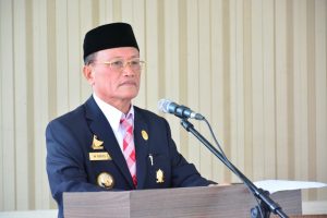 Lantik Kepala Desa, Ini Pesan H. Aras Tammauni