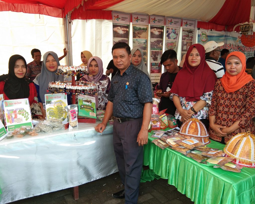 Kecamatan Topoyo Tampilkan Produk Unggulan Dalam Bursa Inovasi Desa