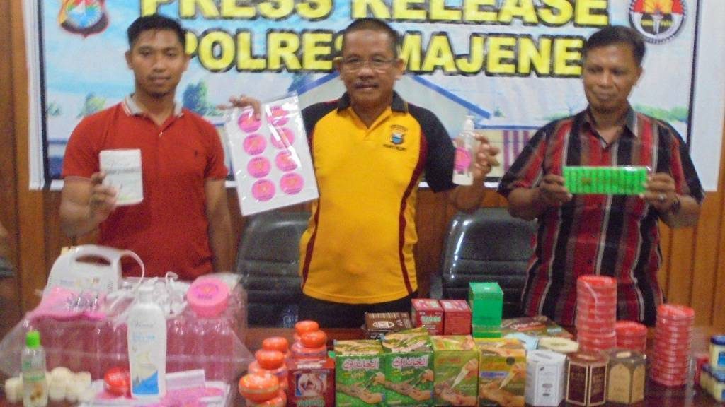 Polres Majene Amankan Kosmetik Yang Tak Memiliki Izin Edar