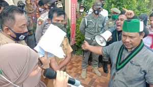 Aliansi Pemuda Dan OKP Geruduk Kantor Dinas Pengendalian Penduduk Keluarga Berencana, PP Dan PA