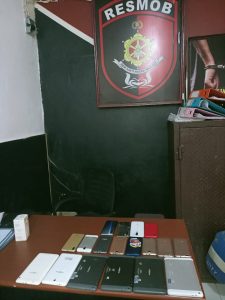 Pelaku Pencurian Puluhan Unit HP Berhasil Dibekuk Polisi