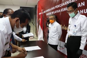 Hadiri Deklarasi Janji Kinerja Kanwil Kemenkumham Sulbar, Gubernur Sampaikan Ini