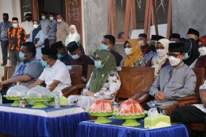 Warga Tapalang Barat Sambut Hangat Lawatan Ramadhan Sutinah Suhardi