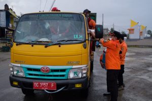 BPBD Mateng Bagi-Bagi Takjil Di Bulan Penuh Berkah