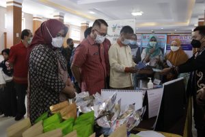 Mamuju Usung UMKM Keren Bangkit Diajang Pameran Penilain Kinerja Stunting