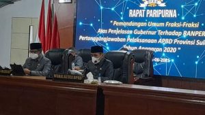 Rapat Paripurna DPRD Sulbar, Mayoritas Fraksi Kritik Tingginya Silpa Hingga Tingginya Angka Stunting