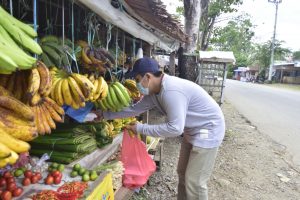 Komunitas Mamuju Kreatif Berbagi Nasi Box Peringati HUT Mamuju