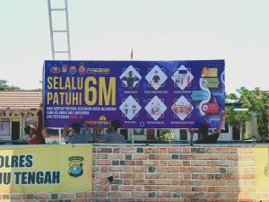 Dukung Upaya Penanggulangan Penyebaran Covid-19, Polres Mateng Sebar Himbauan Prokes 6M Melalui Baliho