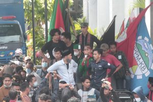 Mengaku Salah Dan Bertanggungjawab, Gubernur Diminta Copot Kadispora Sulbar