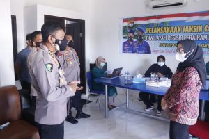 Pantau Pelaksanaan Vaksinasi, Begini Harapan Bupati Mamuju