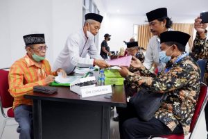 Rombongan MTQ Asal Sulbar Tiba di Kendari