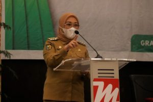 Wisuda Sarjana ke XIII, Sutinah Sebut STAI Al-Azhary KEREN