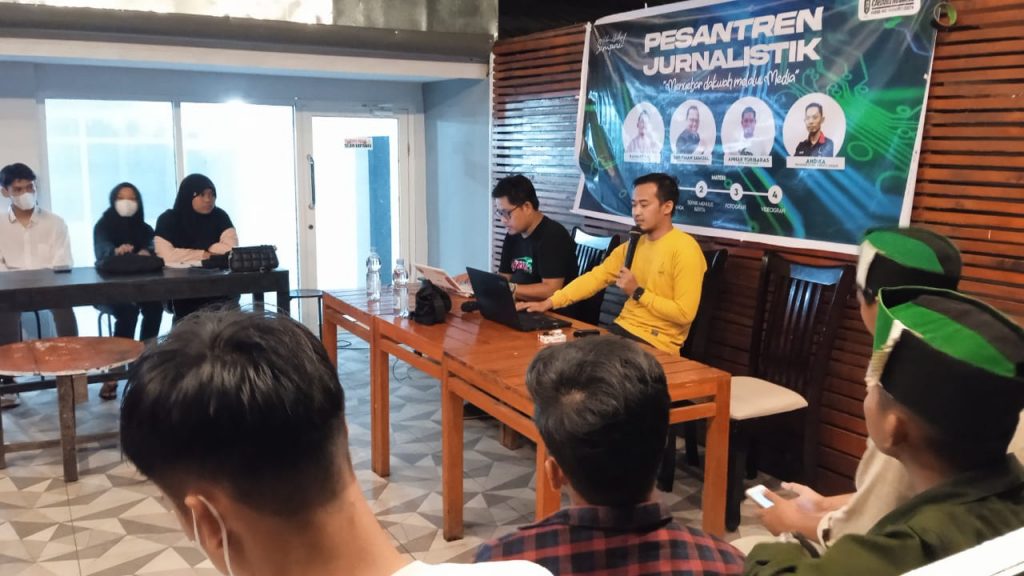 Bekali Ilmu Jurnalistik Bagi Kader, HMI MPO Cabang Mamuju Gelar Pesantren Jurnalistik