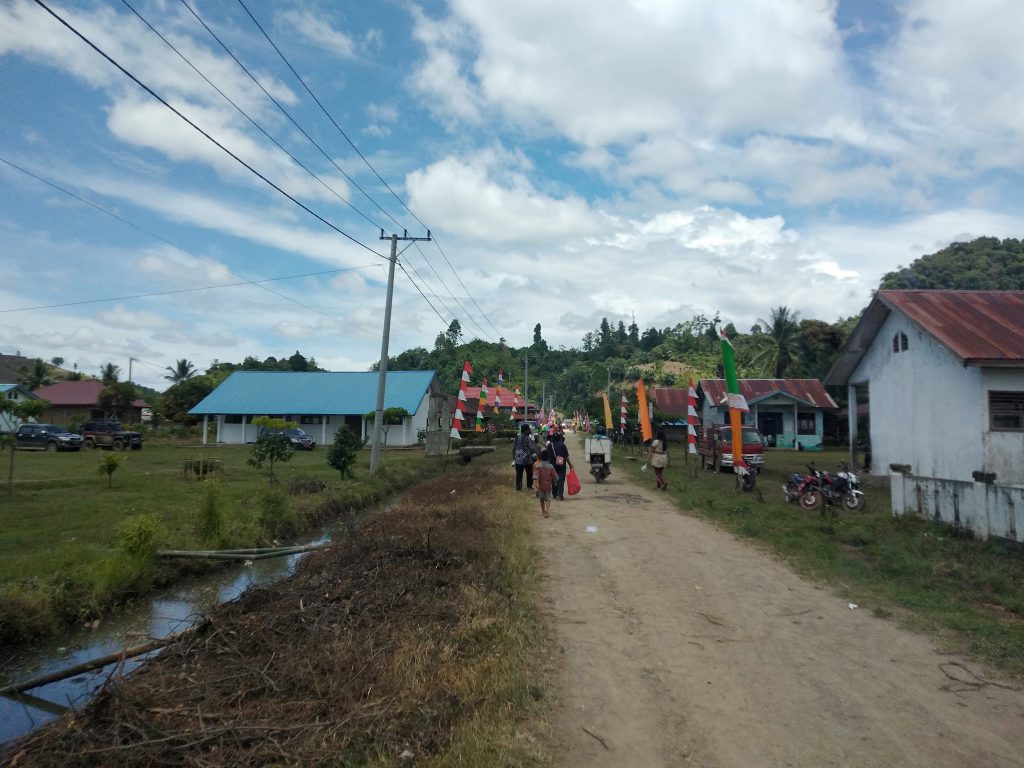 Kades Pasapa Curhat Ke Sekda : Akses Jalan Desa Yang Belum Memadai Hingga Soal Kesehatan