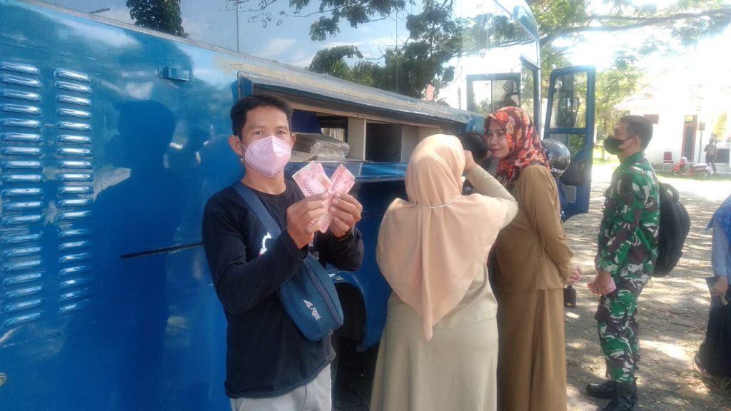 Tak Dilayani Penukaran Uang Pecahan Kecil, Warga Kesal Dengan Sikap BI Sulbar