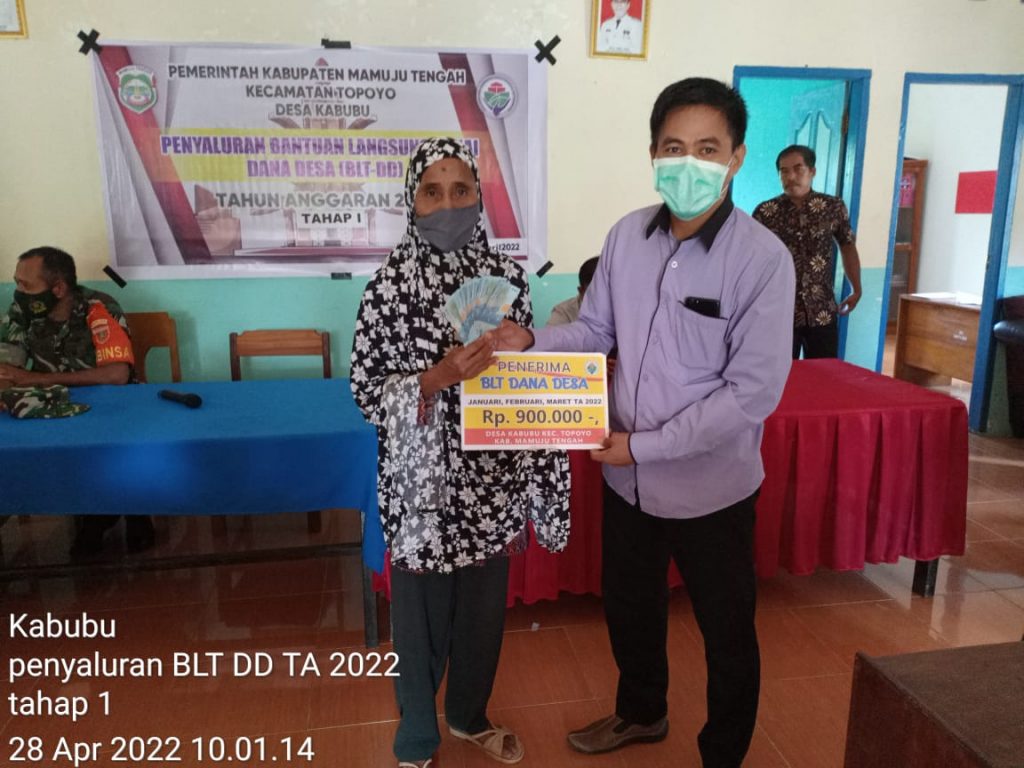 Desa Kabubu Salurkan BLT-DD Tahap Pertama