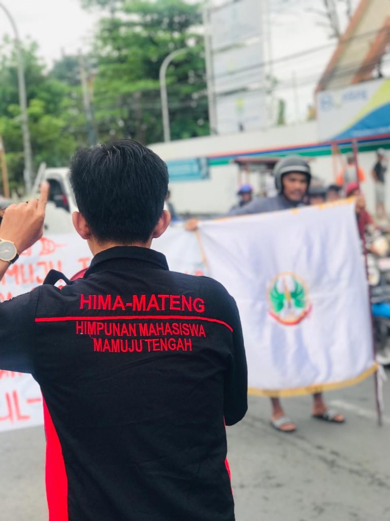 Tuntut Normalisasi Harga TBS Kelapa Sawit, HIMA Mateng Gelar Unras