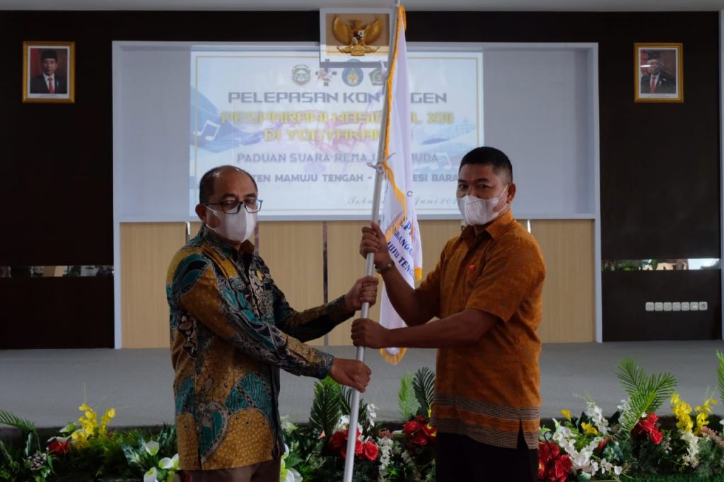 Lepas Kontingen Pesparawi, Askary : Jaga Nama Baik Daerah Dan Tampilkan Yang Terbaik