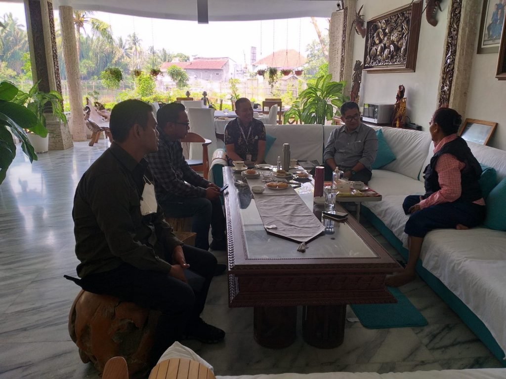 Bertemu Susi Pudjiastuti, Ini Yang Dibahas Pj.Gubernur Sulbar