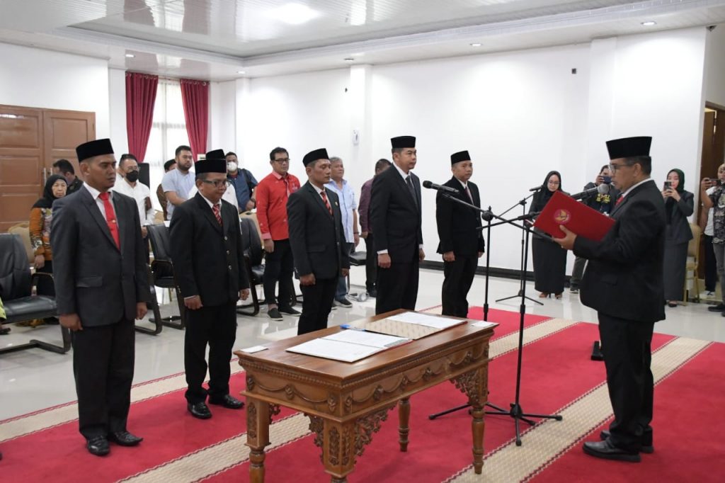 Komisaris dan Direksi PT Sulawesi Barat Malaqbi Dilantik, Akmal Malik Sampaikan Ini