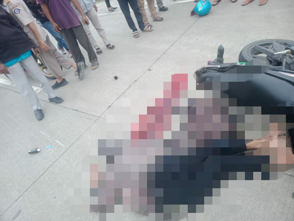 Mitsubishi Fuso vs Yamaha Bison, Satu Orang Meregang Nyawa