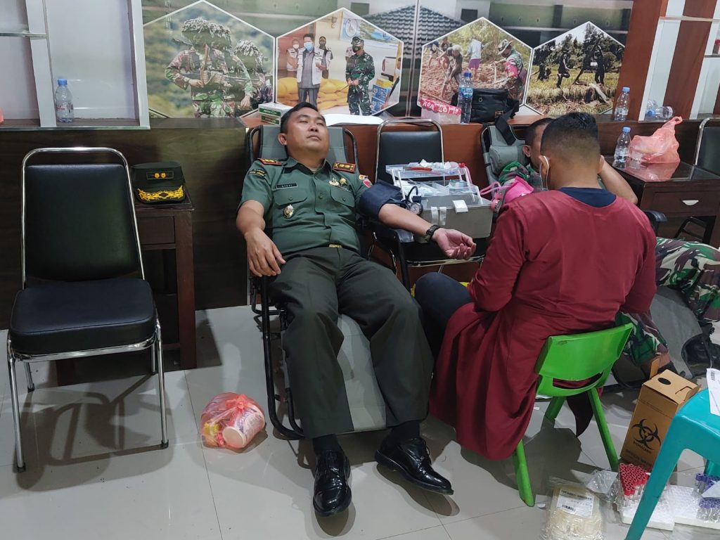 Sambut HUT TNI ke 77, Kodim 1428 Mamasa Gelar Aksi Donor Darah