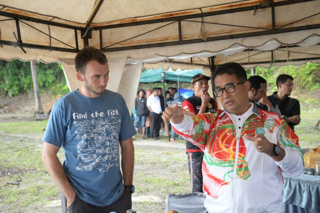 Pengembangan Wisata Harus Bebas Sampah Plastik