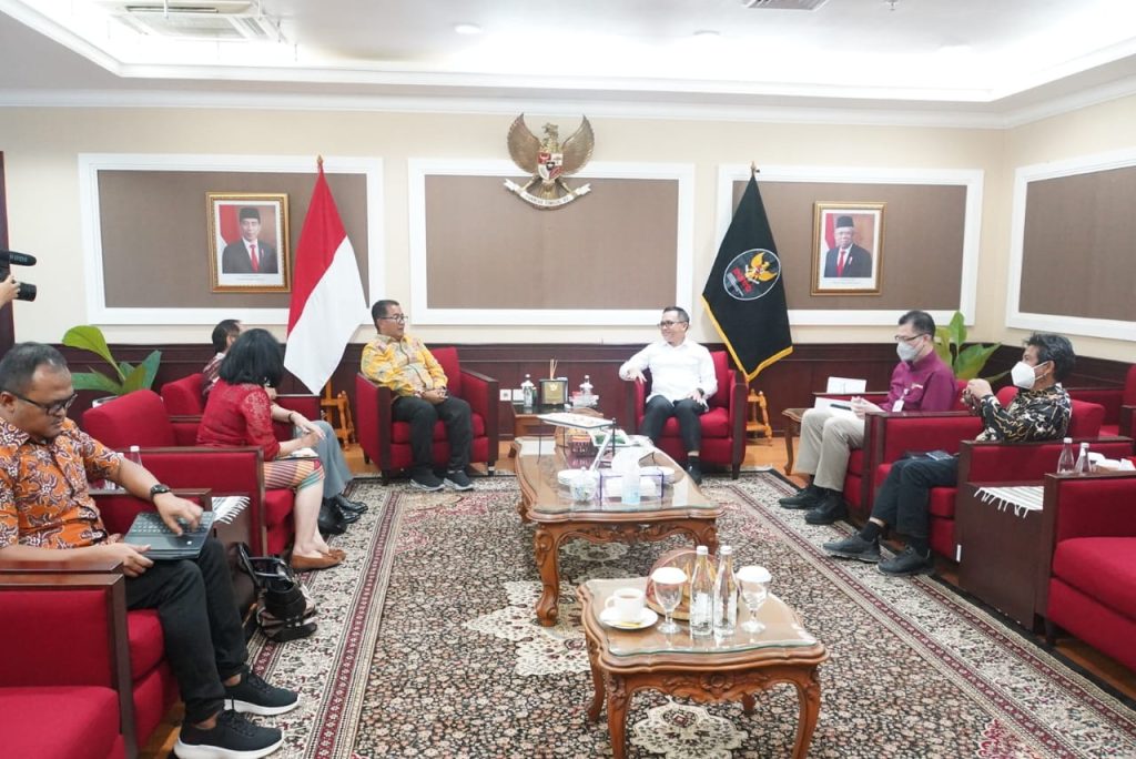 Perjuangkan Berdirinya Bea Cukai di Sulbar, Akmal Malik Temui Menpan RB