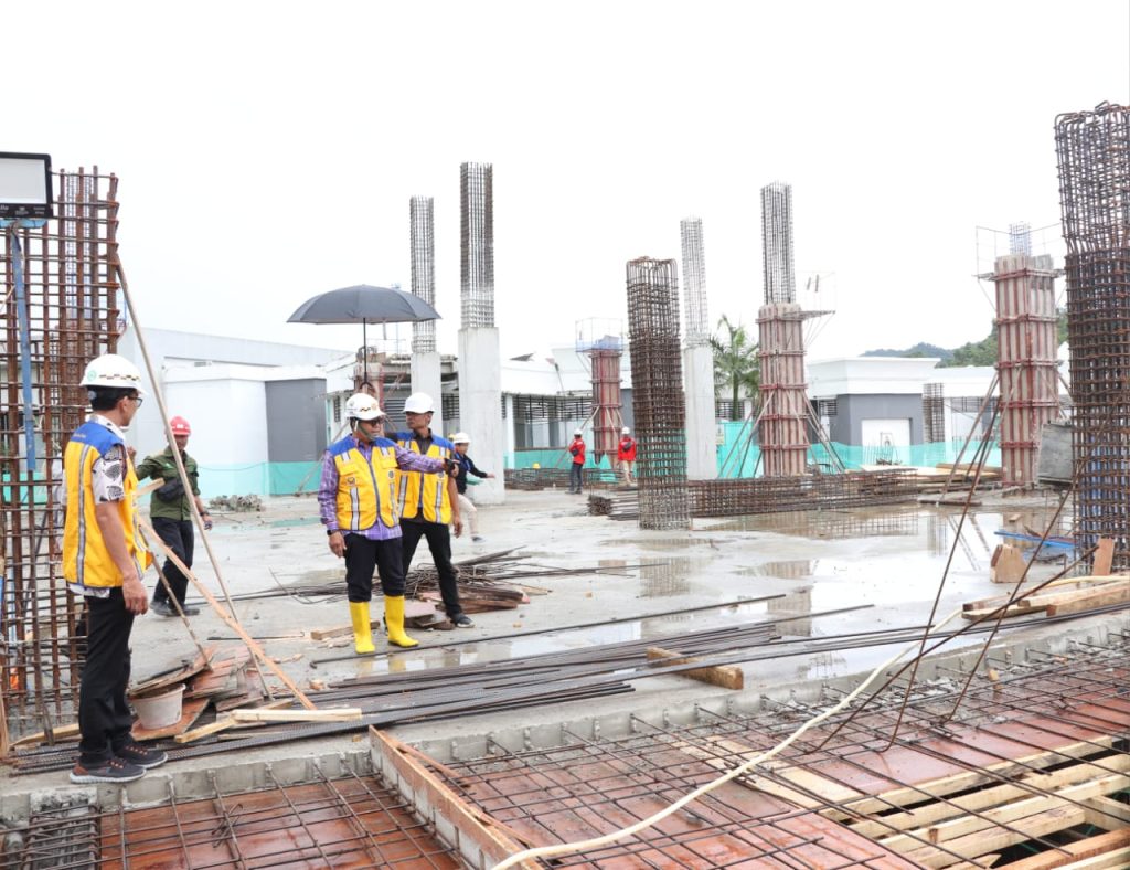 Habiskan Anggaran 98 Milyar Lebih, Pembangunan Kantor Gubernur Sulbar Ditarget Rampung Juni 2023