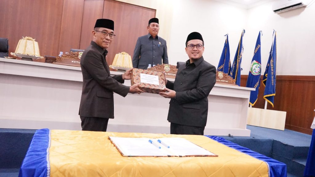 Pemda Mateng Serahkan 9 Ranperda ke DPRD, Berikut Rinciannya