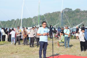 Seluruh Anak Passandeq Mendapat Bantuan Beasiswa