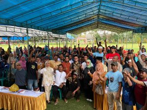 Bersama Keluarga Dan Konstituenya, Mariam Siap Menangkan Arsal-Askary