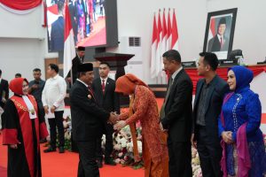 Pimpinan DPRD Sulbar Resmi Dilantik, Bahtiar : Ada Semangat Baru Lima Tahun Kedepan