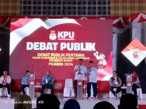 Pasangan SDK-JSM Tampil Percaya Diri di Debat Publik Perdana Pilgub Sulbar 2024
