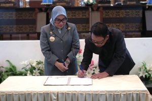 Sah! Perda APBD Mamuju Tahun 2025 Disetujui, Perbaikan Infrastruktur Jalan Dalam Kota Masuk Prioritas