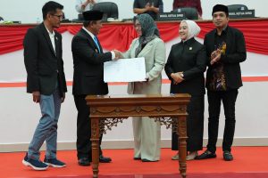 Ranperda APBD 2025 Disetujui, Bahtiar Sampaikan Ini