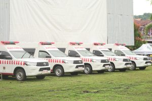 Sutinah Kembali Serahkan Ambulans Baru Untuk Tiga Puskesmas
