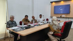 Pimpinan KI Pusat Hadir Menguji Peserta Seleksi KI Sulbar