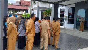 ‘Kunci Pelayanan Terbaik’: Dinsos Sulbar Dorong Kolaborasi Kuat Pegawai Sekaligus Tekankan Kepatuhan Instruksi KPK